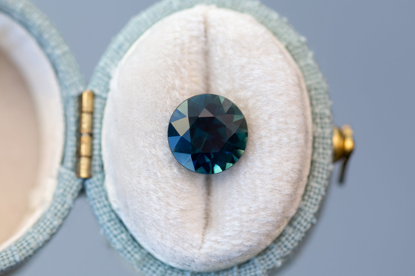 3.20ct Round Deep Teal Sapphire