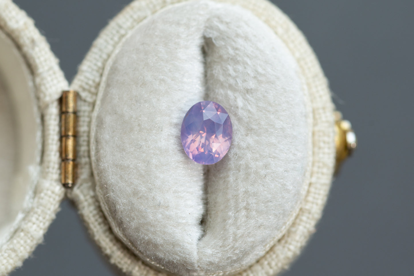 1.14ct Oval Opalescent Purple Pink Sapphire