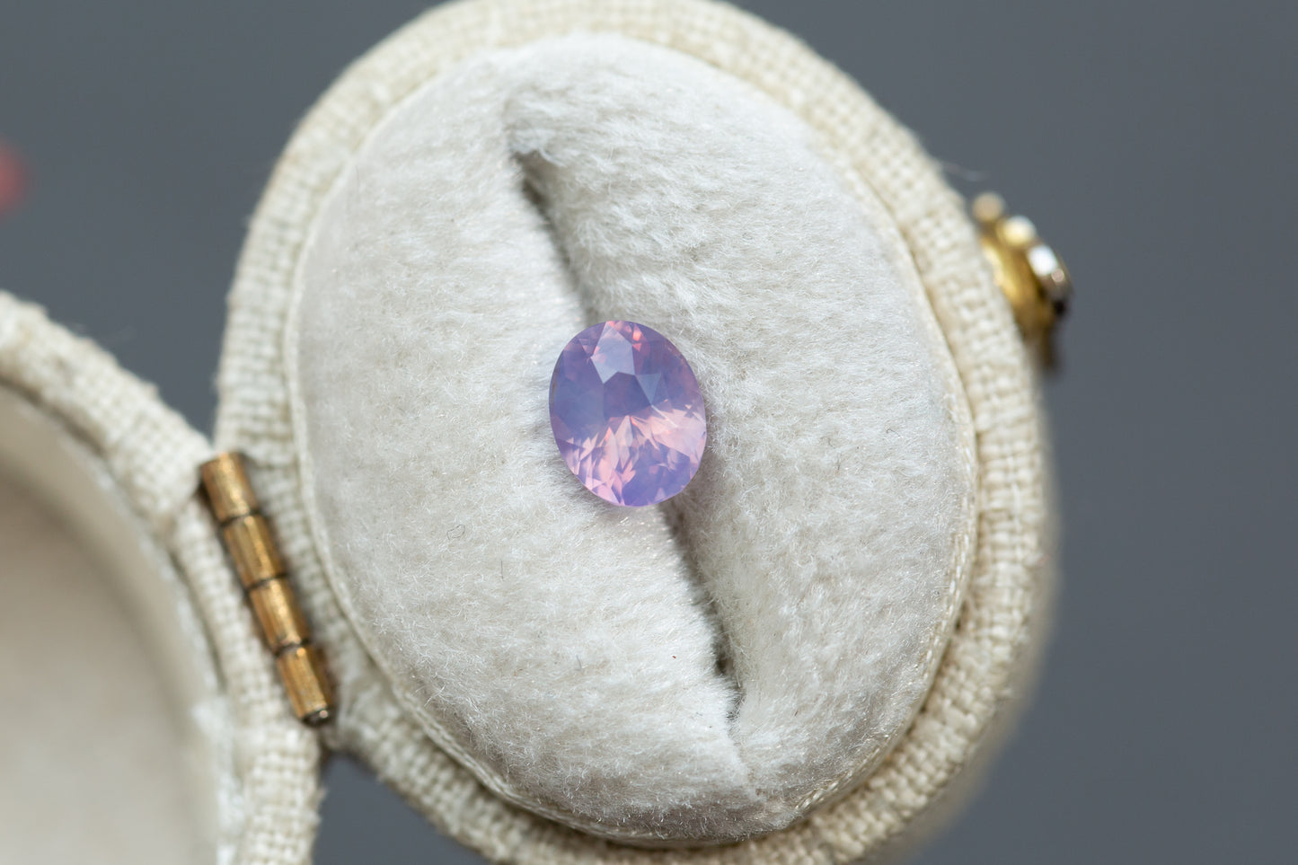 1.14ct Oval Opalescent Purple Pink Sapphire