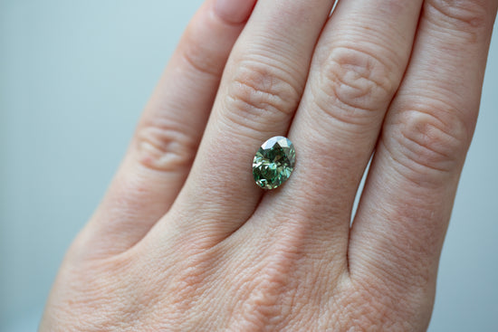 2.81ct Oval Fancy Vivid Green Lab Diamond, VVS2