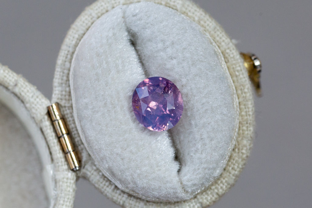 2.09ct Roval Opalescent Pinkish Purple Sapphire – Oore Jewelry