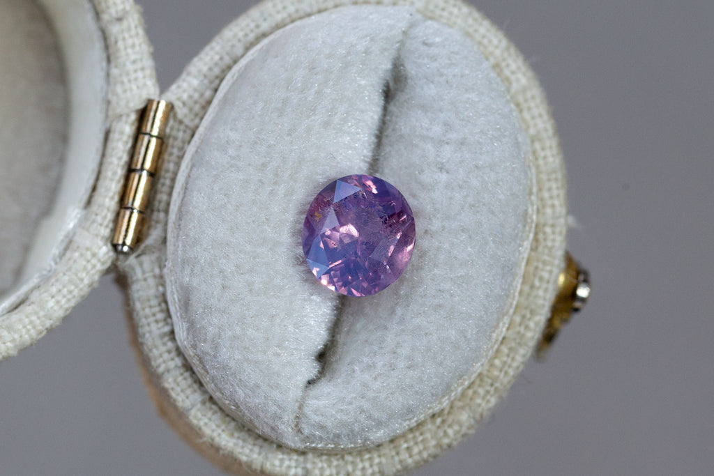 2.09ct Roval Opalescent Pinkish Purple Sapphire – Oore Jewelry