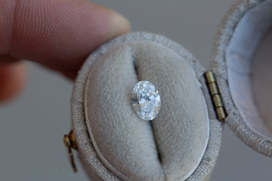 .84ct oval lab diamond, D/VVS2