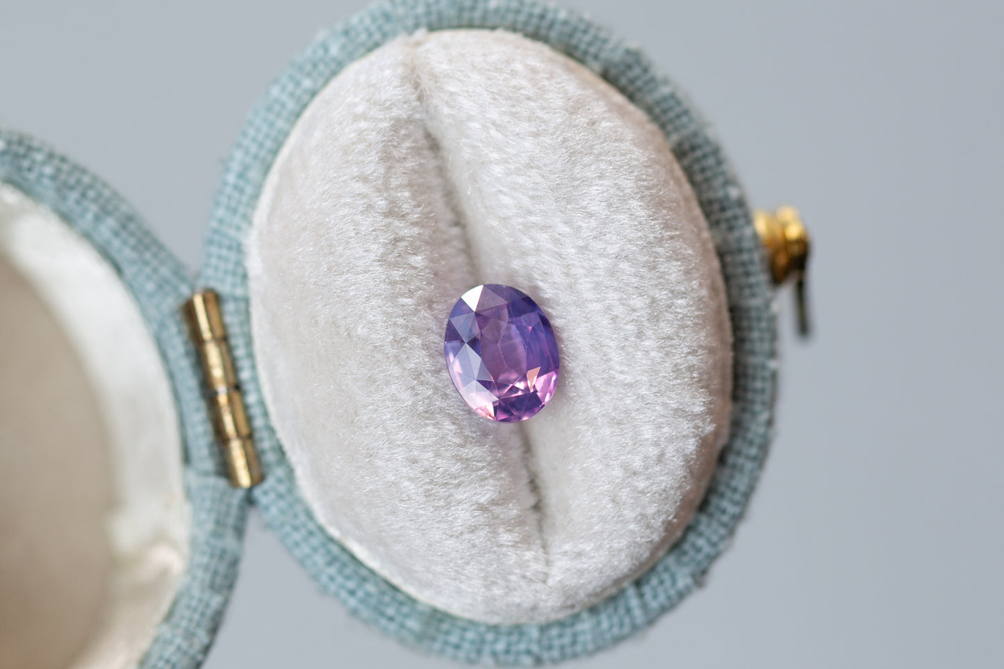 1.03ct Oval Opalescent Purple Pink Sapphire