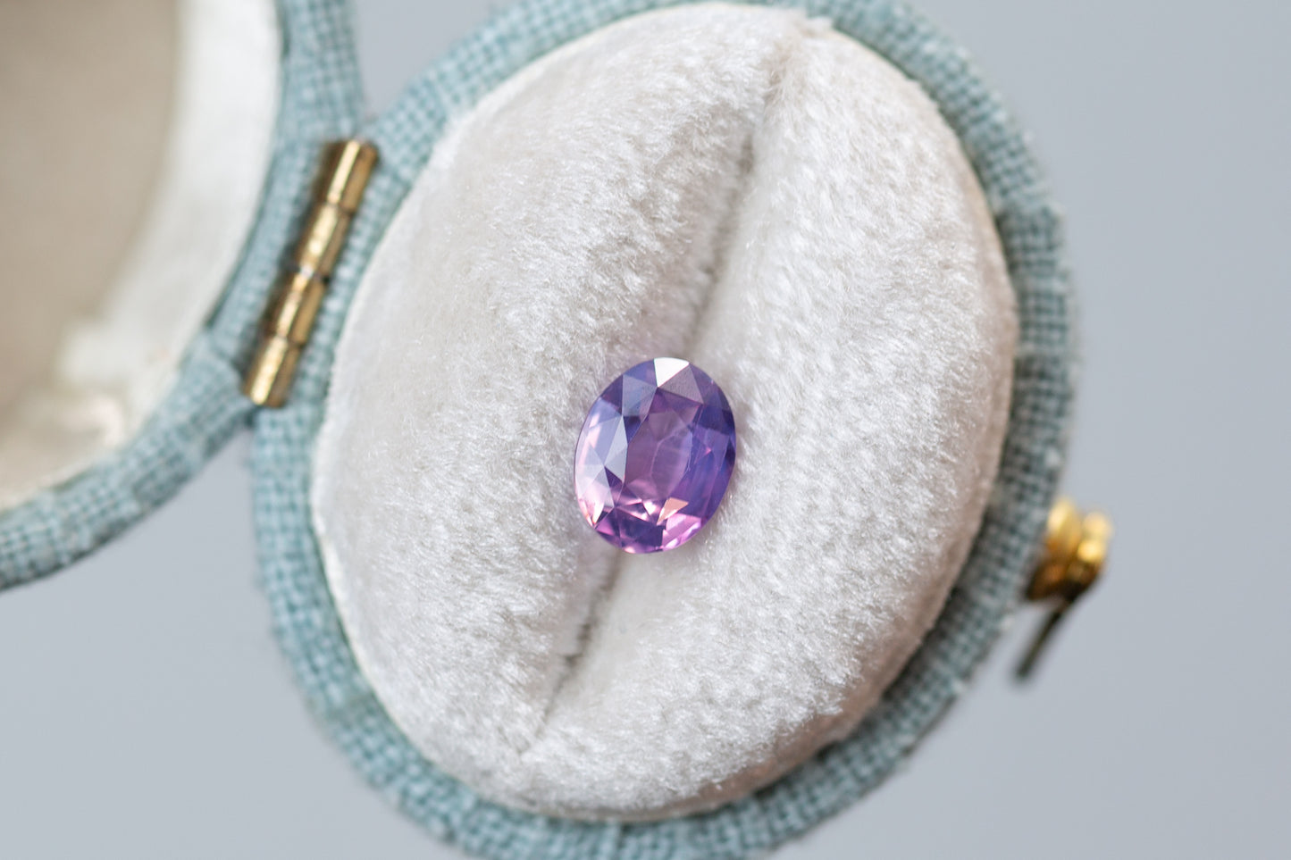 1.03ct Oval Opalescent Purple Pink Sapphire