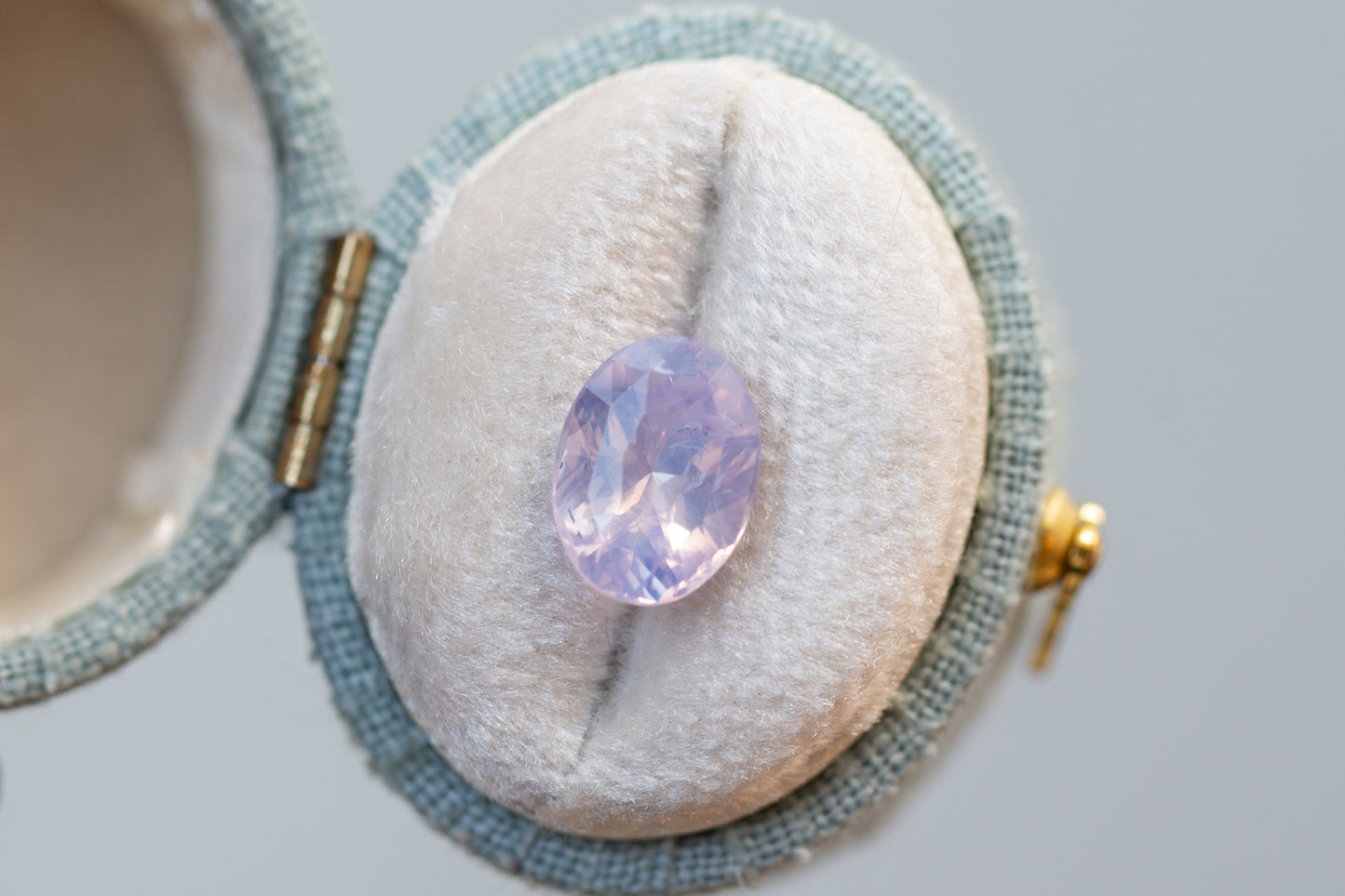 3.01ct Oval Opalescent Light Blush Purple Sapphire