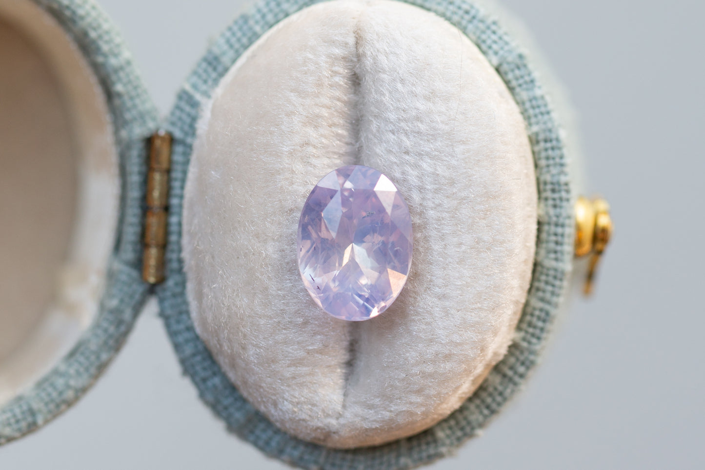 3.01ct Oval Opalescent Light Blush Purple Sapphire