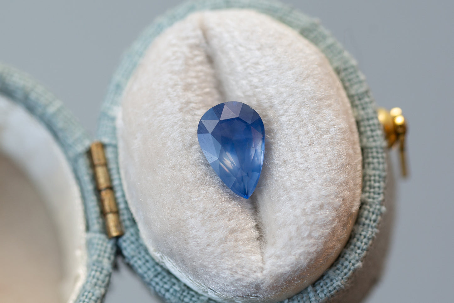 1.97ct Pear Opalescent Cornflower Blue Sapphire