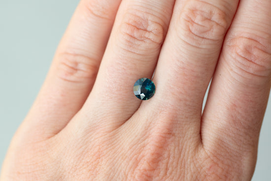 1.54ct Round Teal Blue Sapphire