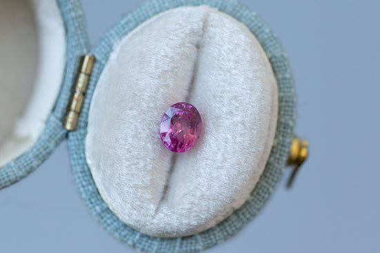 1.02ct Oval Pink Sapphire