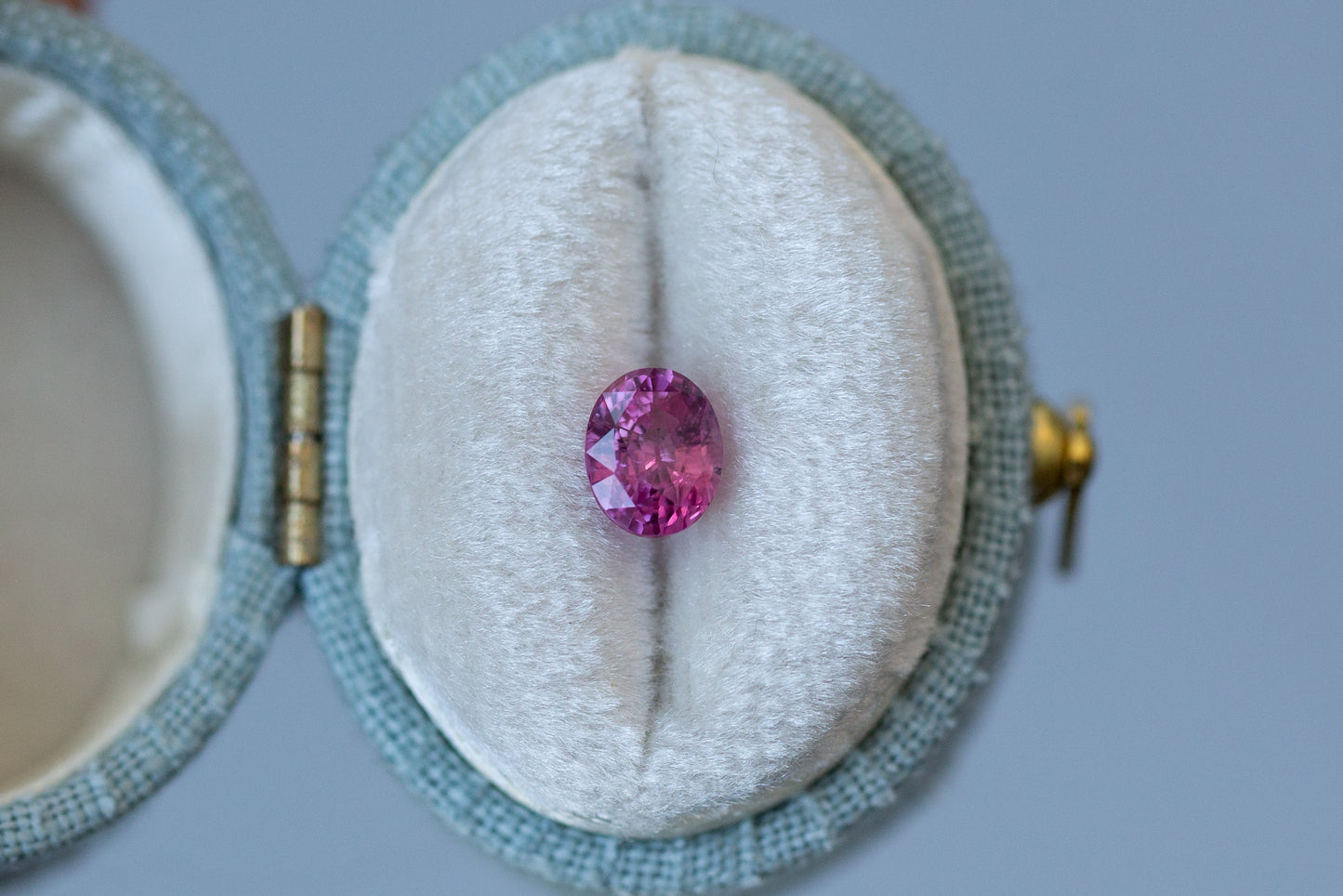 1.02ct Oval Pink Sapphire