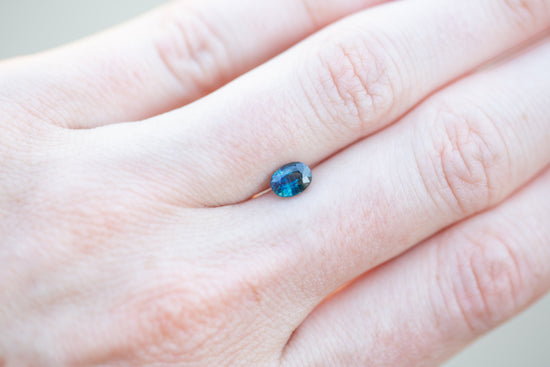 0.98ct Oval Blue Teal Sapphire