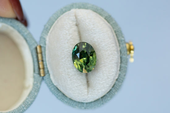 3.80ct Oval Yellow Teal Green Sapphire