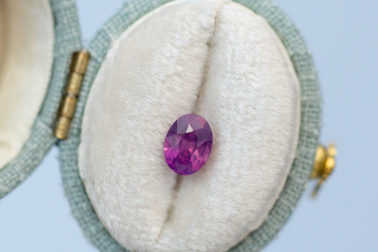 1.14ct Oval Pink Purple Sapphire