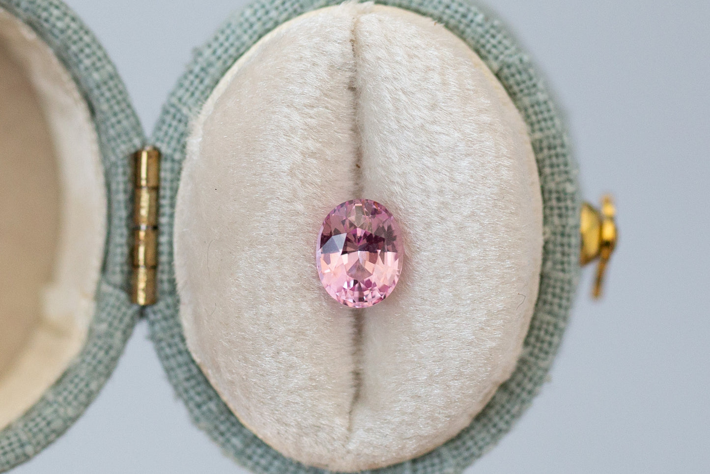 1.13ct Oval Pink Sapphire