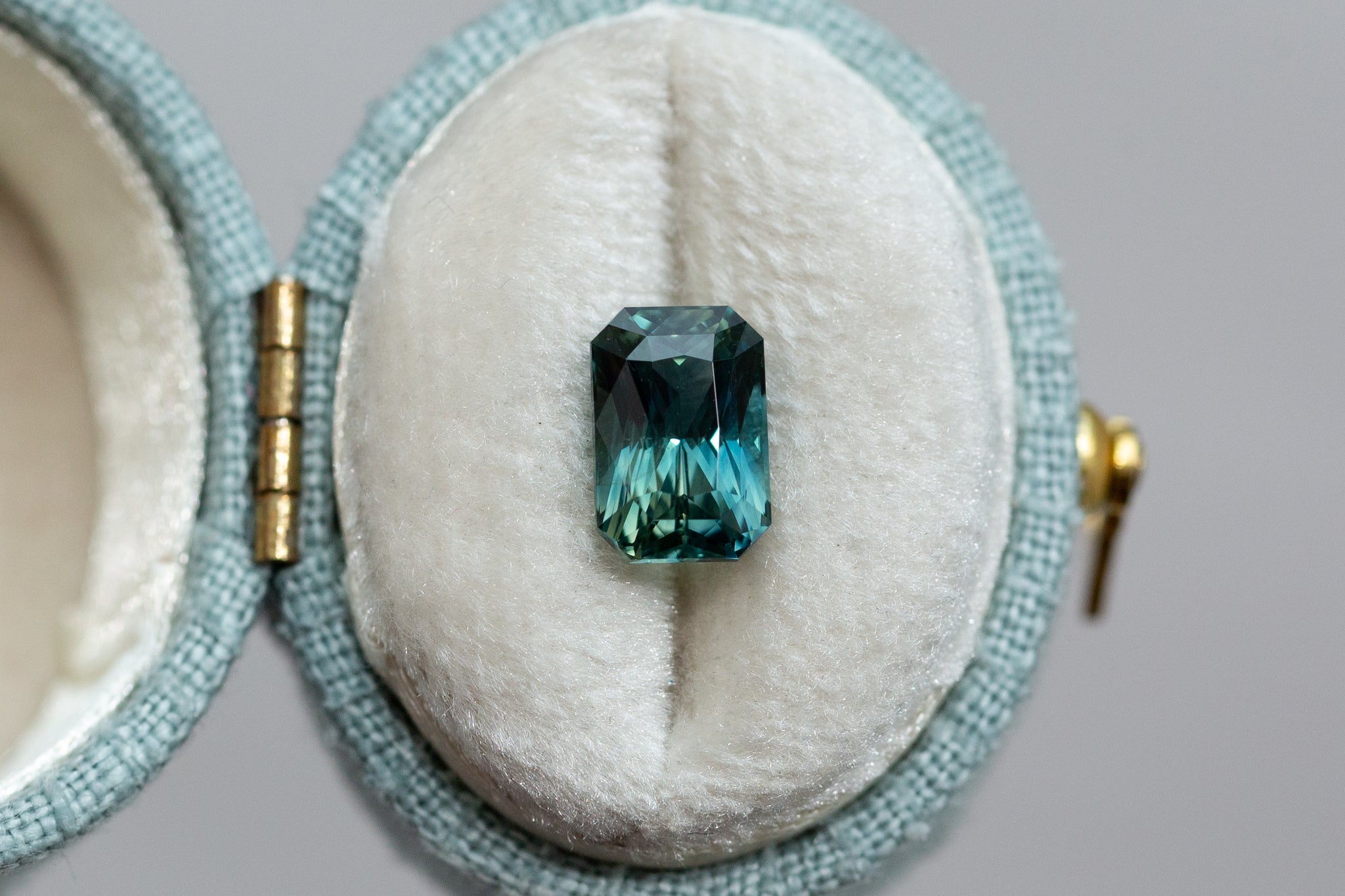 テンプルオブザ・サン★成長と再生★9K エメラルド ビーズ Emerald cut – Oore Jewelry