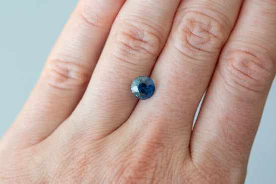 2.54ct Round Blue and Aqua Sapphire