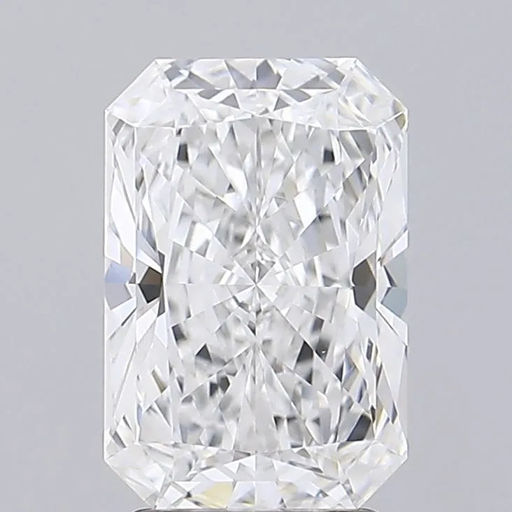 3.02ct Radiant Lab Grown Diamond (Colour E, Clarity IF, IGI Certified)