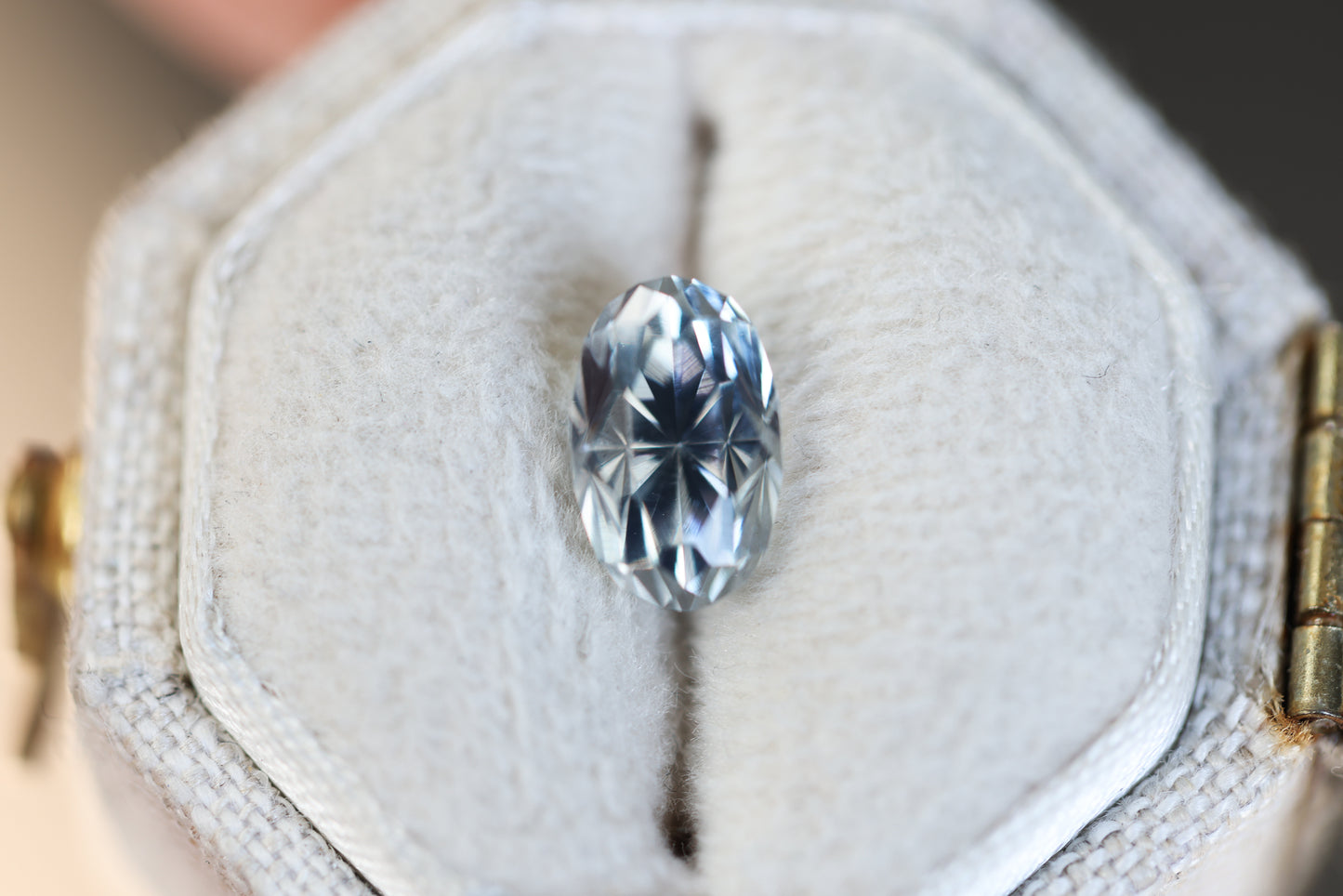 1.94ct oval silver/white grey sapphire - Regal Radiant cut by John Dyer