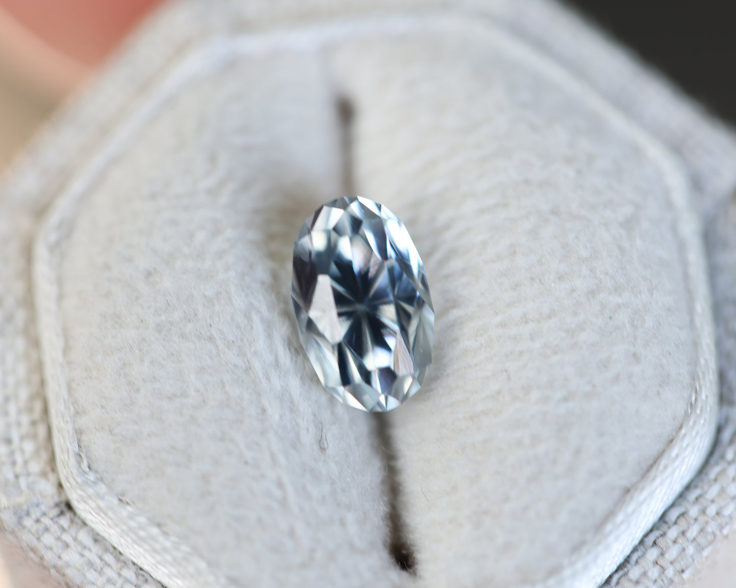 Load image into Gallery viewer, 1.94ct oval silver/white grey sapphire - Regal Radiant cut by John Dyer
