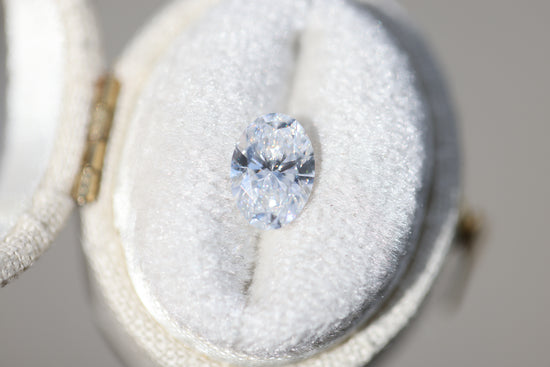 1.34ct oval lab diamond, D/VVS2