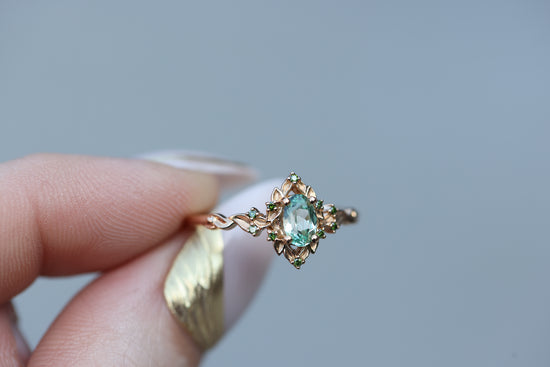 Ready to ship, Size 7 14k rose briar halo green sapphire