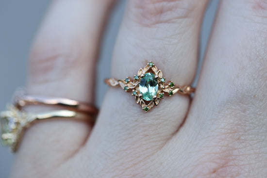 Ready to ship, Size 7 14k rose briar halo green sapphire