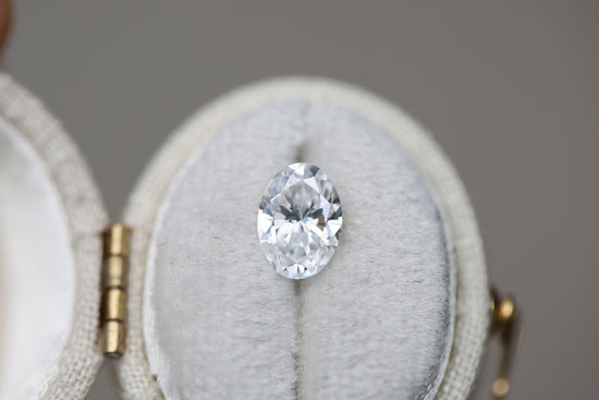 1.3ct oval lab diamond, E/VVS1