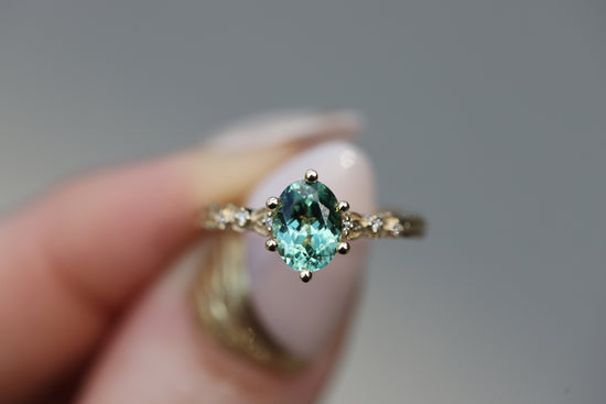 Ready to ship, Size 7.25 14k yellow Rowan lab green sapphire