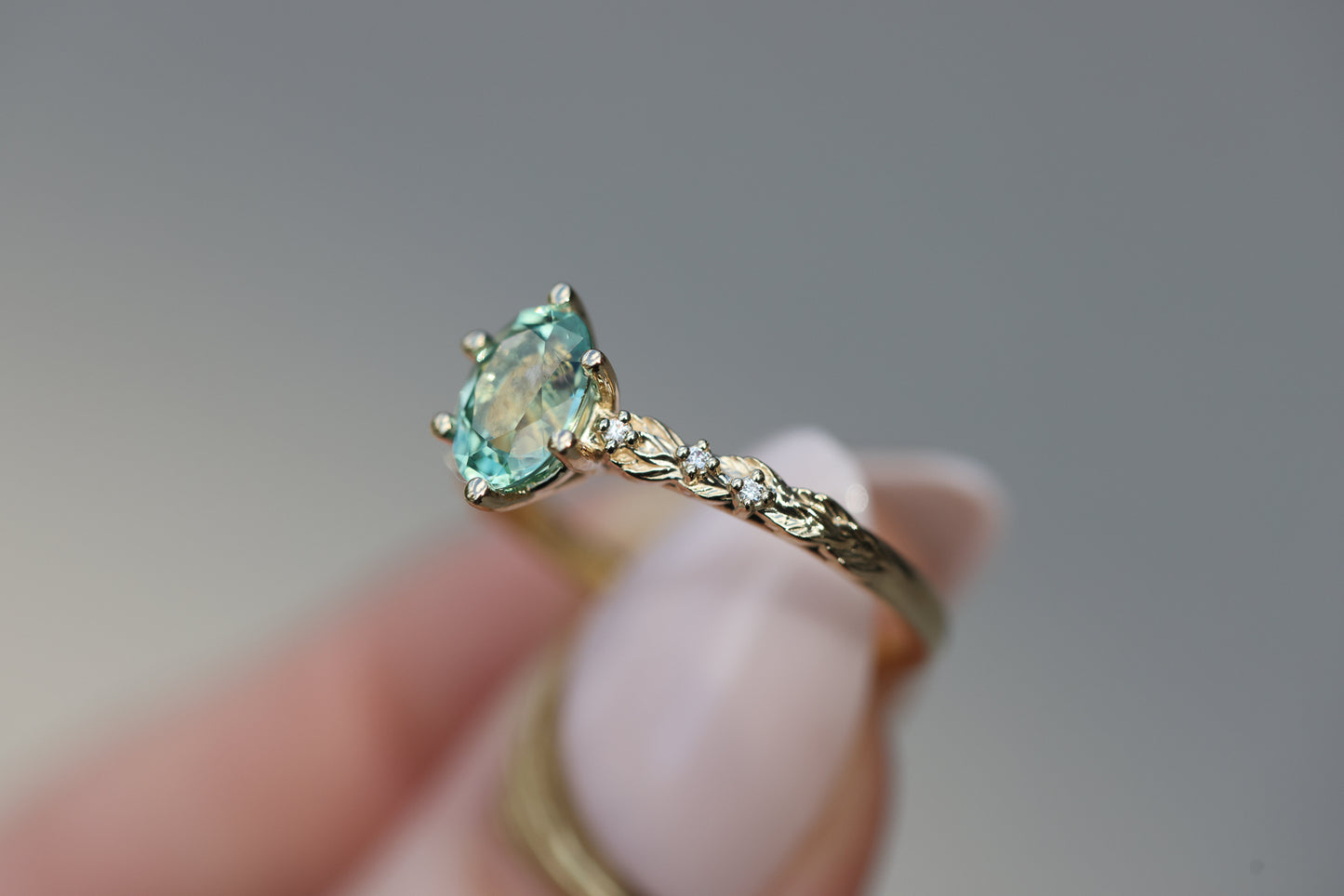 Ready to ship, Size 7.25 14k yellow Rowan lab green sapphire