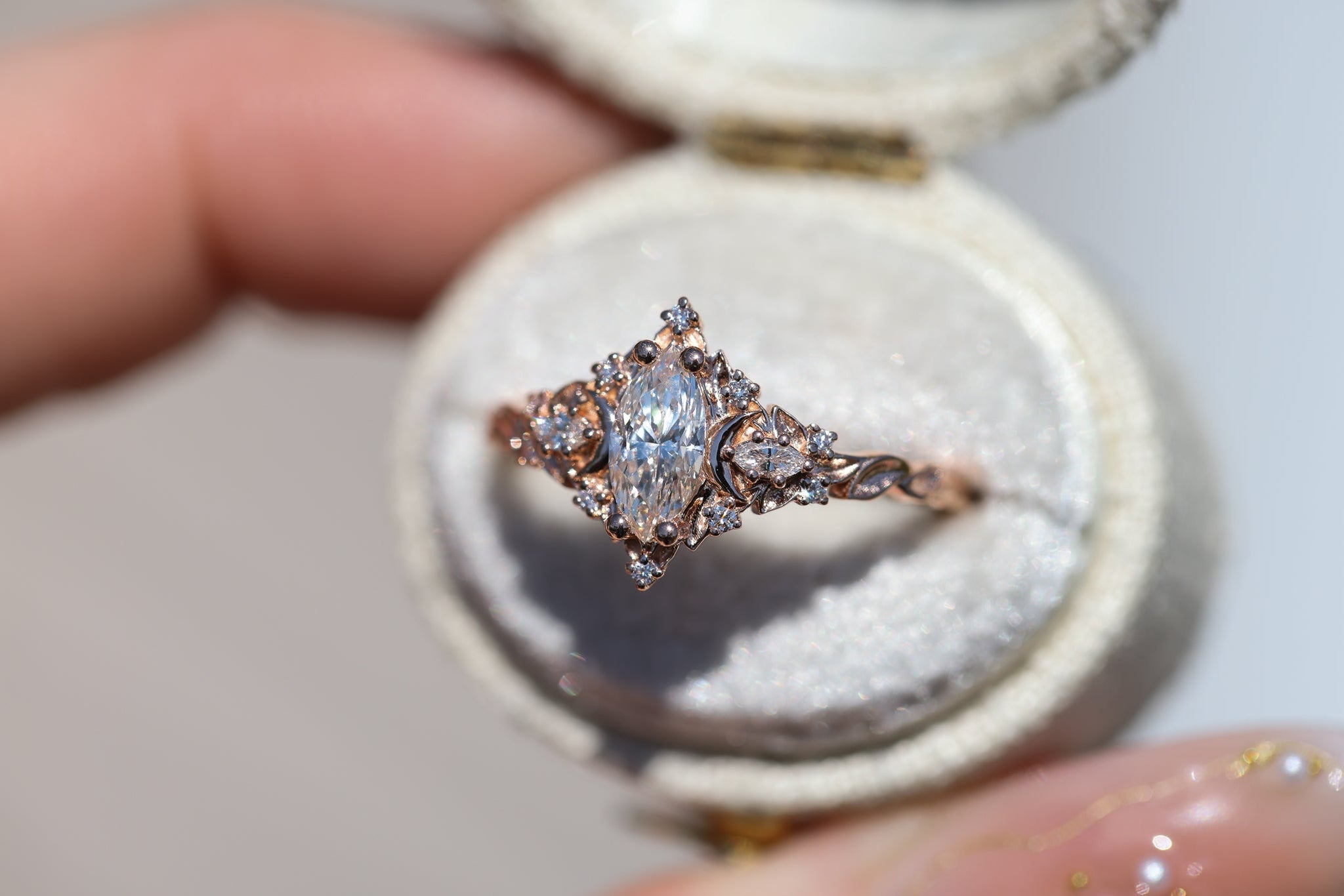 moontreeplanet マザーオブパール　リング３個セット Customize your own Briar moon three stone with 8x5mm pear
