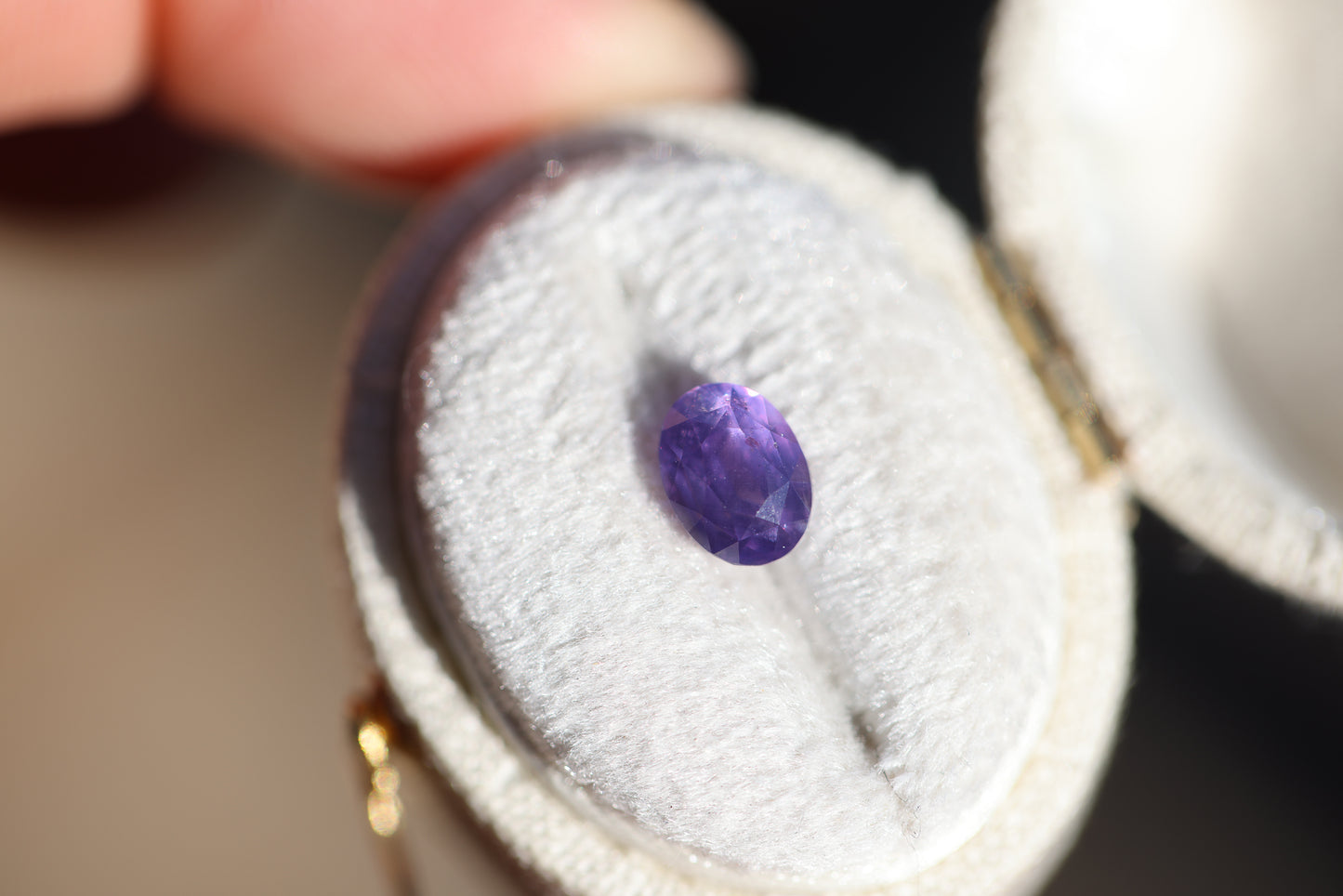 1.55ct oval opalaescent purple sapphire