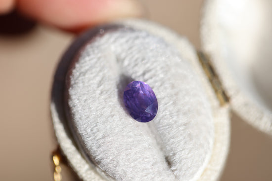 1.55ct oval opalaescent purple sapphire