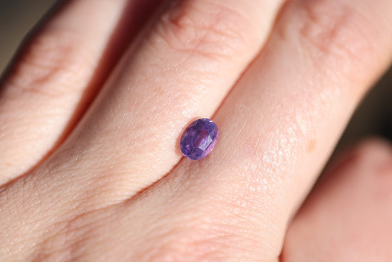 1.55ct oval opalaescent purple sapphire