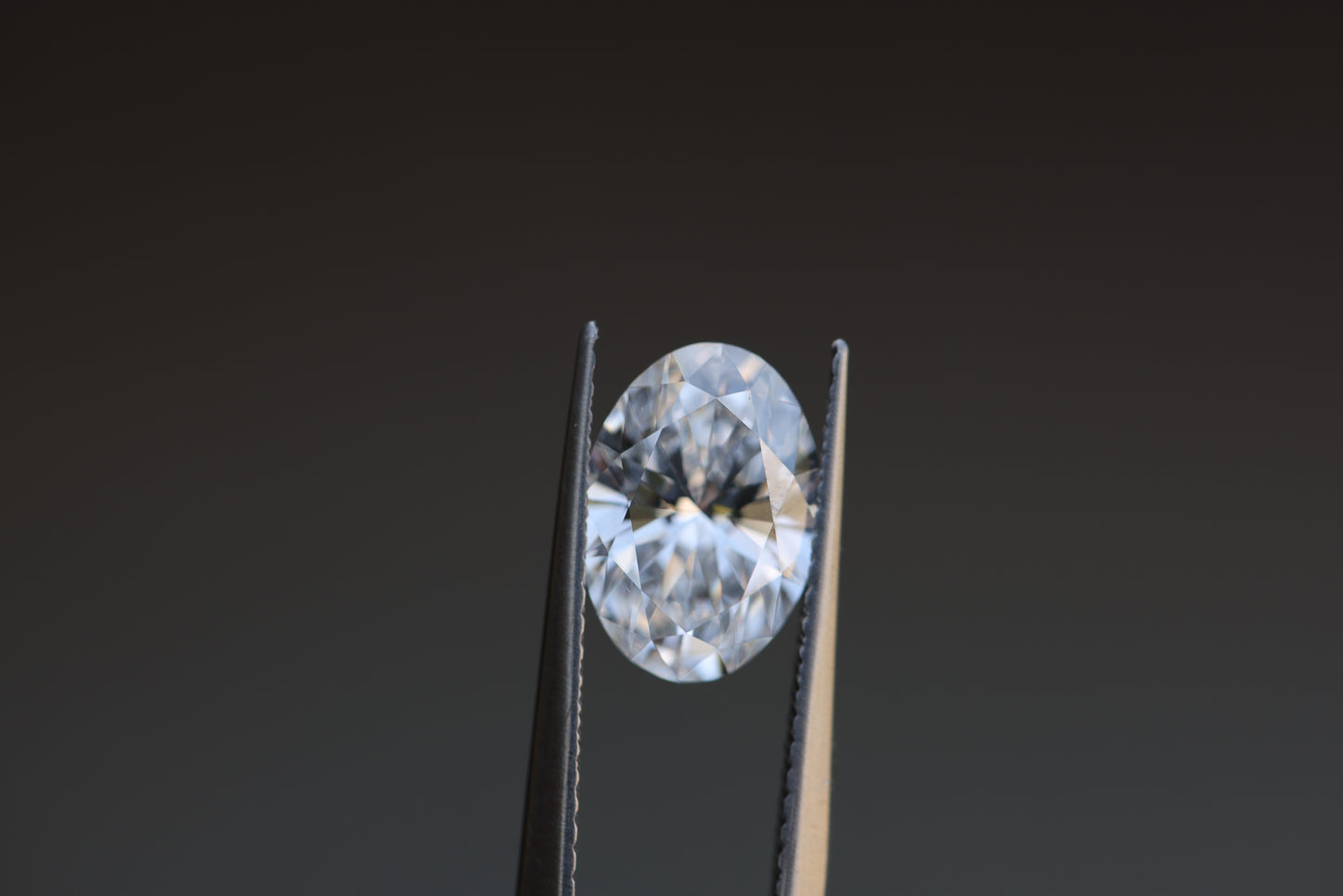 2.15ct oval lab diamond, E/VS1