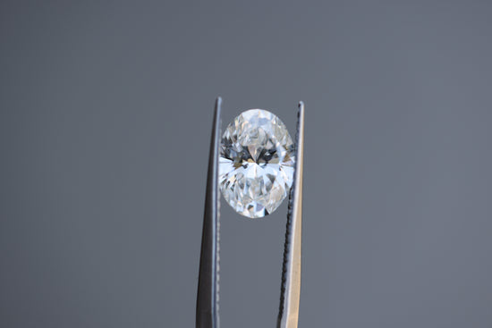 1.67ct oval lab diamond, F/VS1