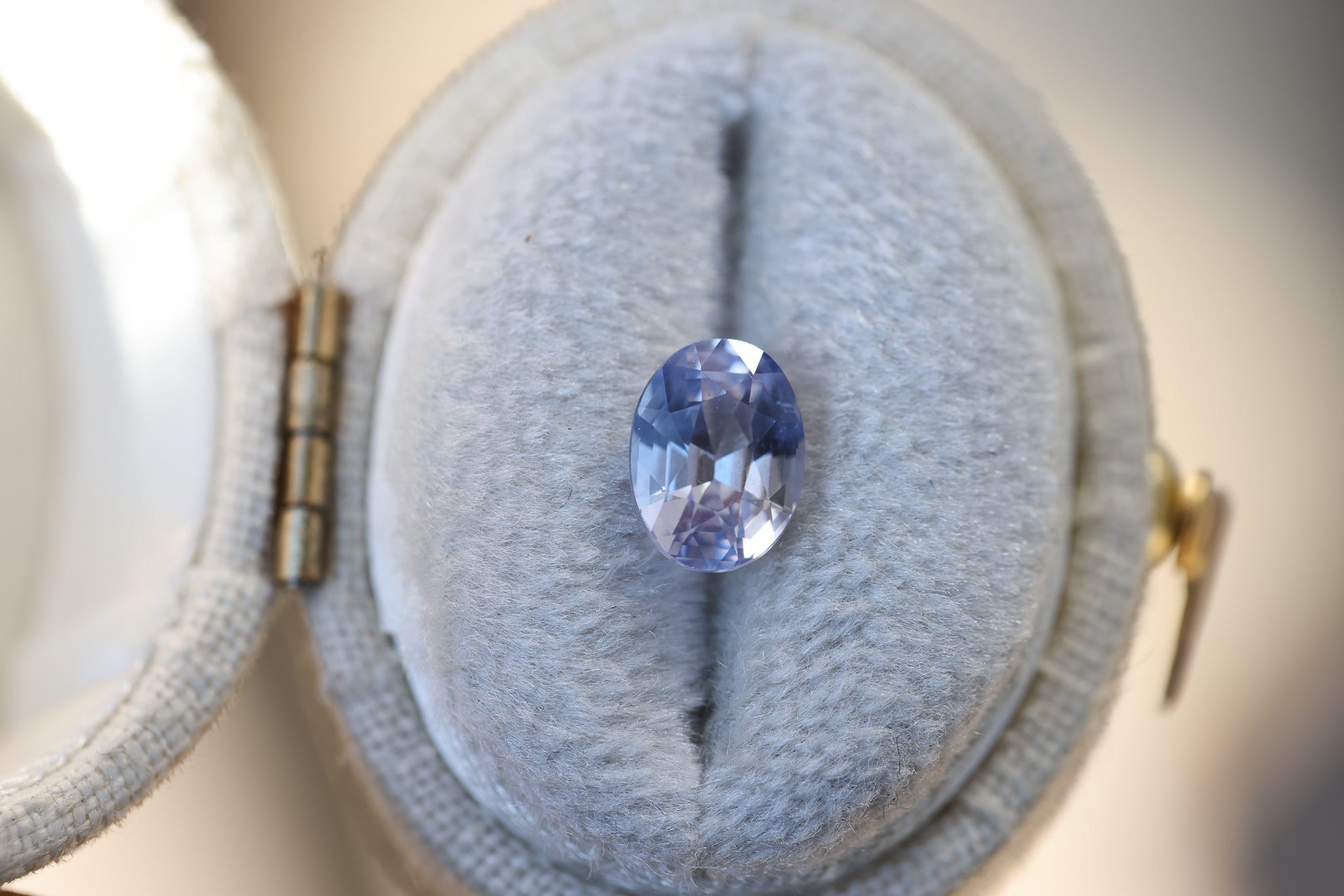 1.55ct oval opalescent light blue periwinkle sapphire – Oore Jewelry