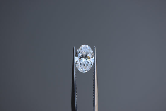 1.33ct oval lab diamond, E/VS1