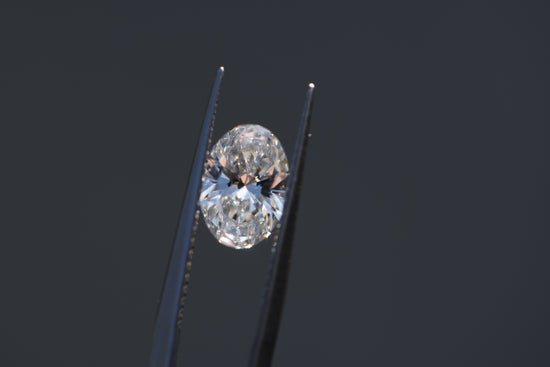 Load image into Gallery viewer, 1.34ct oval lab diamond, E/VS1
