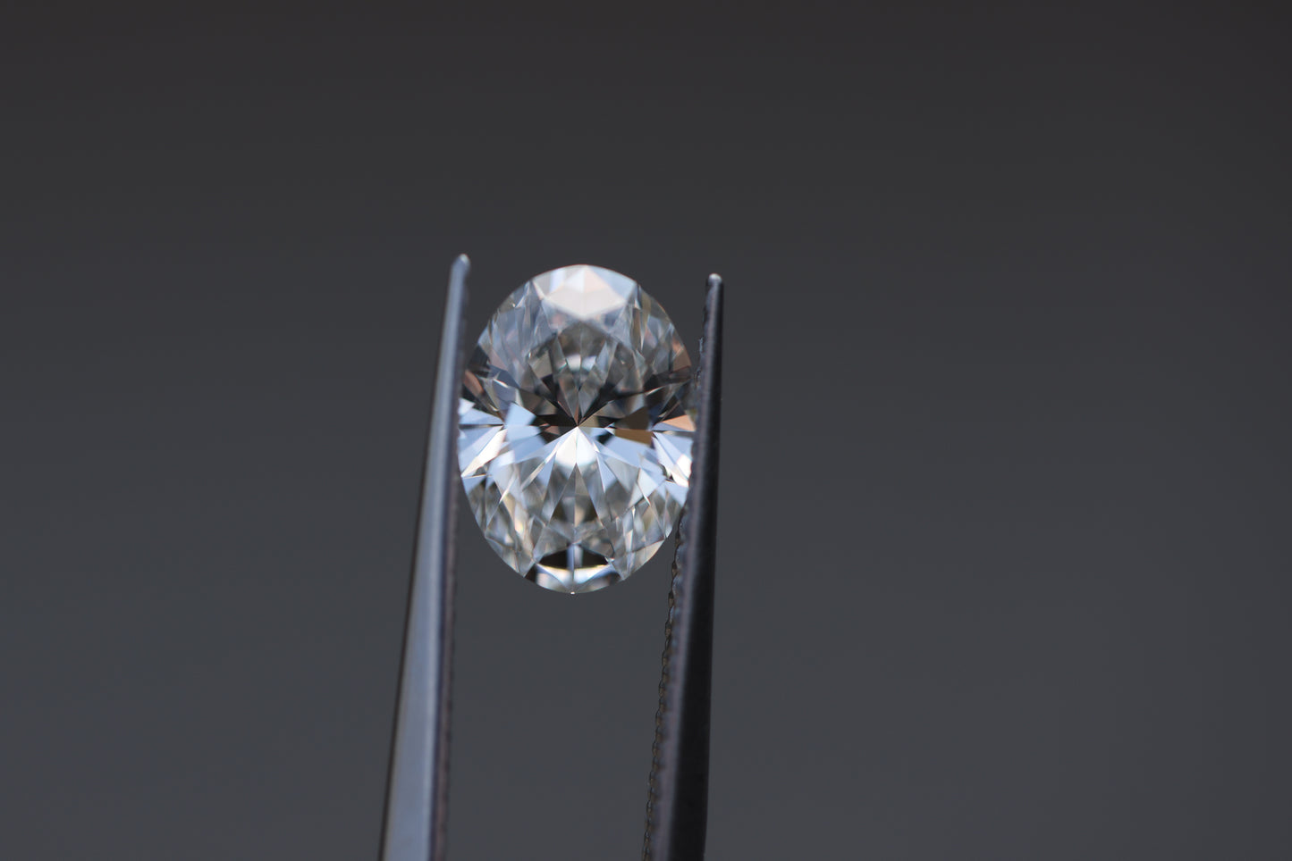 1.6ct oval lab diamond, F/VVS2