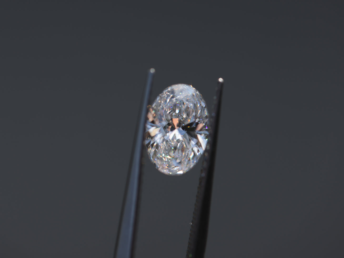 1.37ct oval lab diamond, D/VVS1