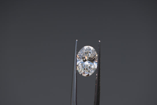 1.42ct oval lab diamond, F/VVS1