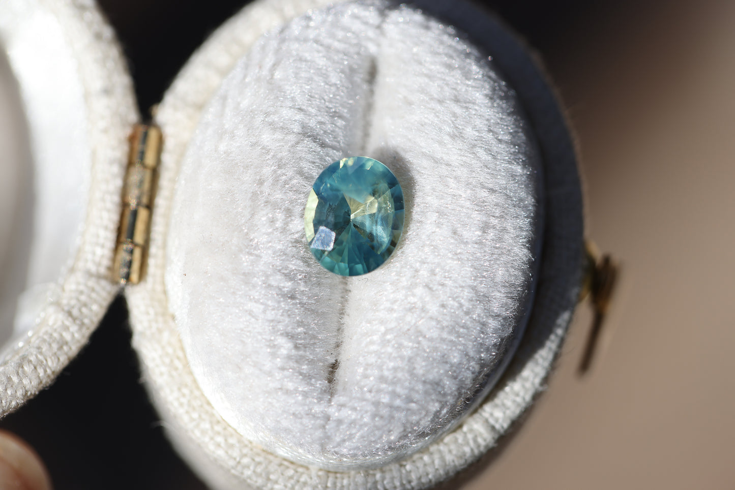1.38ct oval teal sapphire