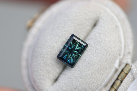 Load image into Gallery viewer, 1.59ct rectangle deep teal sapphire - Starbrite cut by John Dyer
