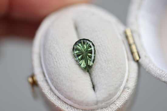 Load image into Gallery viewer, ON HOLD 1.24ct pear green sapphire - Starbrite cut by John Dyer
