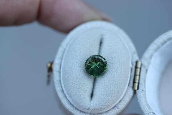 2.07ct round green teal sapphire, Starbrite cut by John Dyer