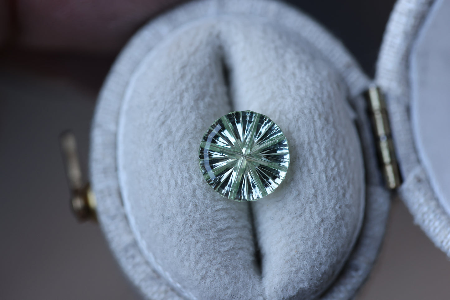 ON HOLD 1.77ct round light pale green sapphire - Starbrite cut by John Dyer