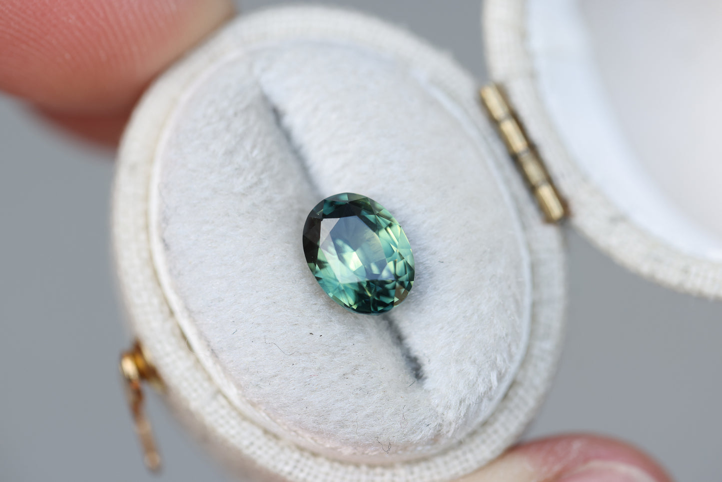 2.4ct oval teal blue sapphire