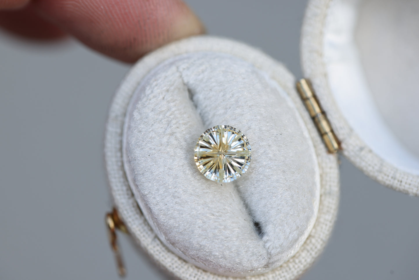 1.28ct round yellow sapphire - Starbrite cut by John Dyer
