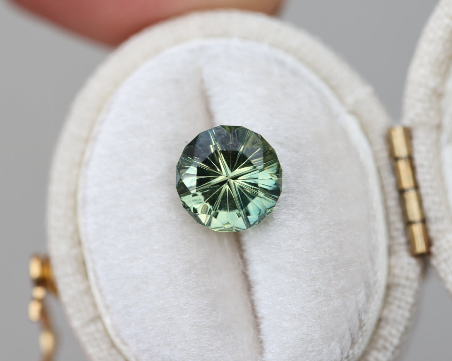 ON HOLD - 2.35ct round green teal sapphire - Starbrite cut by John Dyer